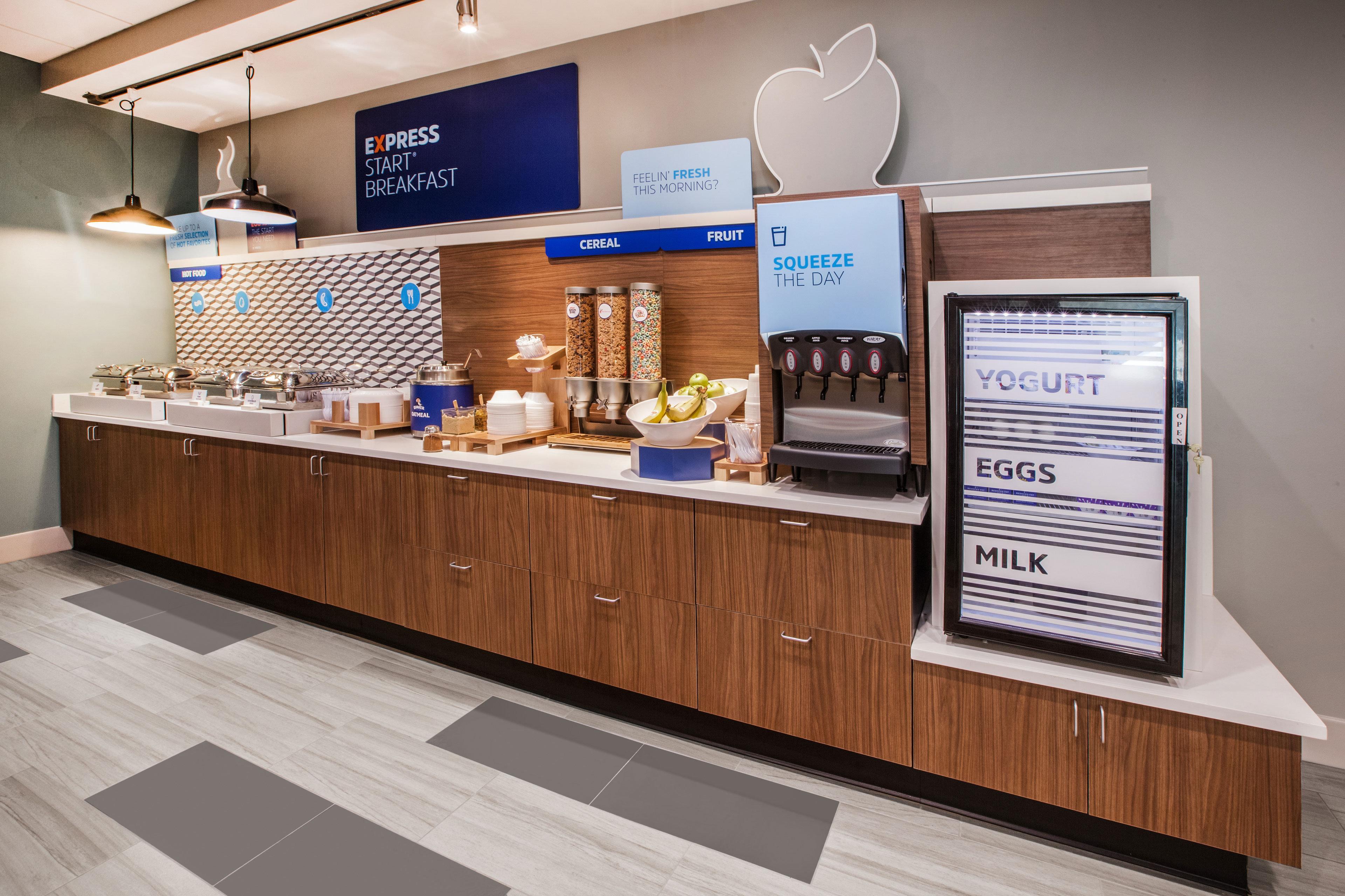 Holiday Inn Express & Suites - Omaha Downtown - Airport By Ihg מראה חיצוני תמונה
